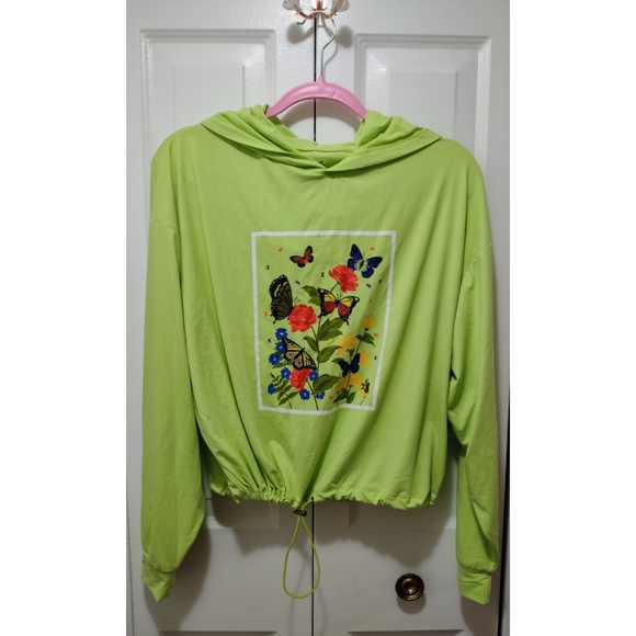 Charlotte Russe Tops - Charlotte Russe Green Cropped Hooded Super Soft Butterfly Top Medium New